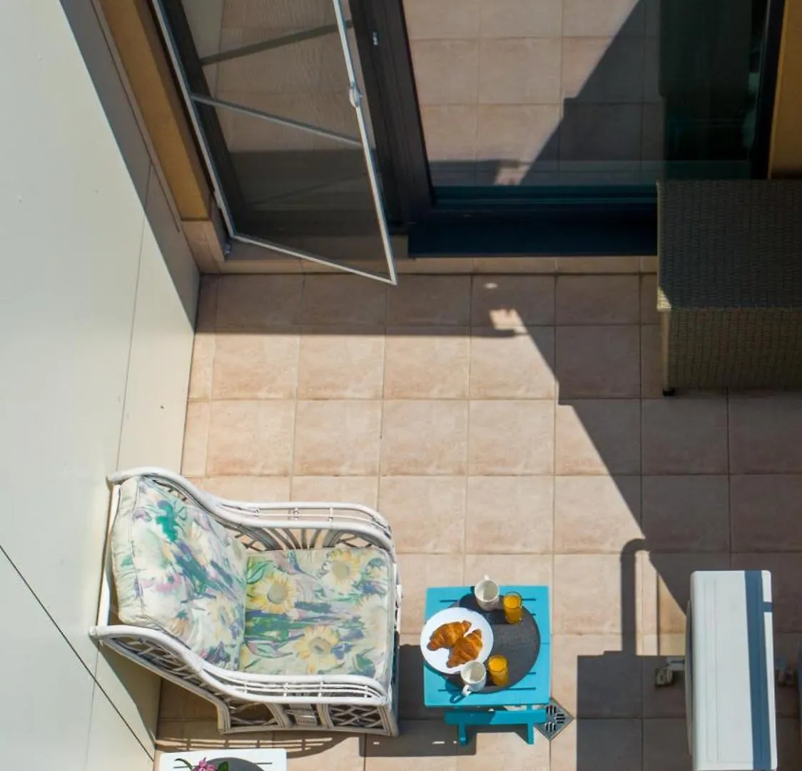 Apartment Ferienwohnung Colorful Studio With Balcony - Free Parking Sofia