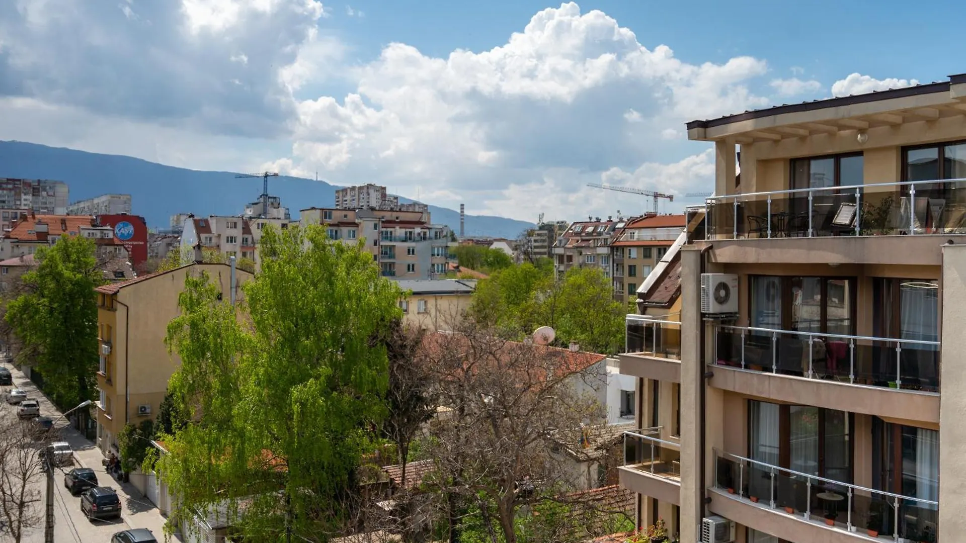 Apartment Ferienwohnung Colorful Studio With Balcony - Free Parking Sofia Bulgarien