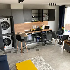 Apartamento Opalchenska / Pirotska, Sofía