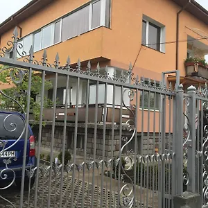 Apartament Апартамент За Гости 